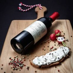 Moulin à Poivre WINE -Butlers 1000337013 230905 022 MOOD DETAILS P000000001000337013 mood
