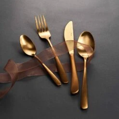 Couverts KINGS (16 éléments) -Butlers 1000337787 220225 022 MOOD DETAILS P000000001000337787 mood