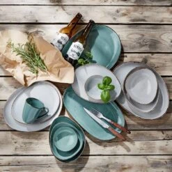 Service FINCA II (16 éléments) 18 Service FINCA II (16 éléments) -Butlers 1000365050 220721 021 MOOD DETAILS P000000001000365050 mood