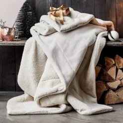 Couverture TODDY -Butlers 1000399342 230801 020 MOOD DETAILS P000000001000399342 mood