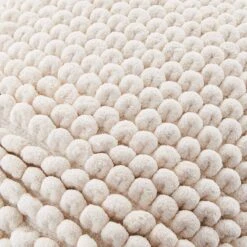 Coussin LOOP -Butlers 1000405893 230919 040 DETAILS P000000001000405893